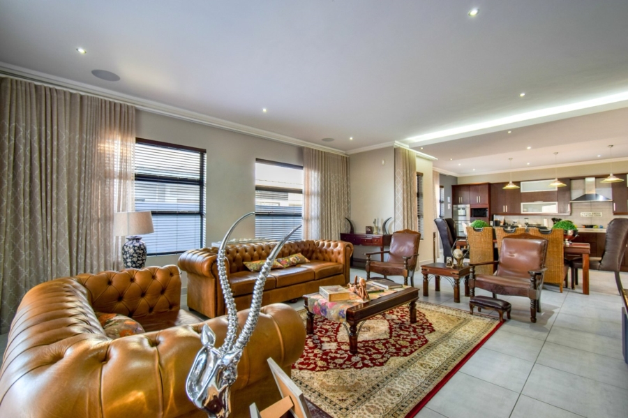 4 Bedroom Property for Sale in Lombardy Gauteng