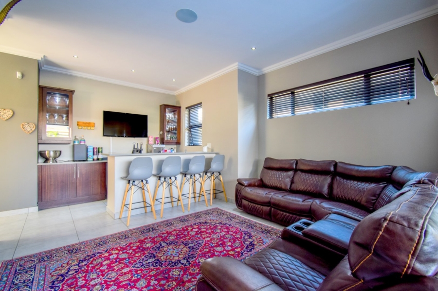 4 Bedroom Property for Sale in Lombardy Gauteng