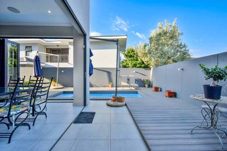 4 Bedroom Property for Sale in Lombardy Gauteng