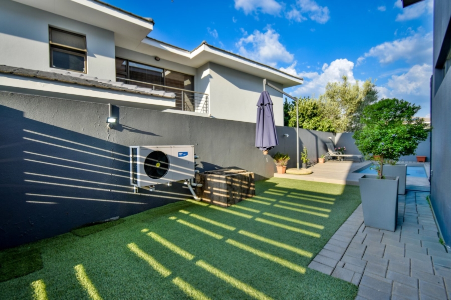 4 Bedroom Property for Sale in Lombardy Gauteng