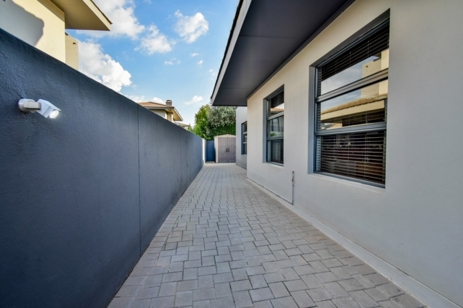 4 Bedroom Property for Sale in Lombardy Gauteng