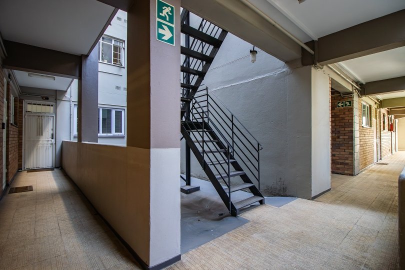 To Let 2 Bedroom Property for Rent in Rosebank Gauteng