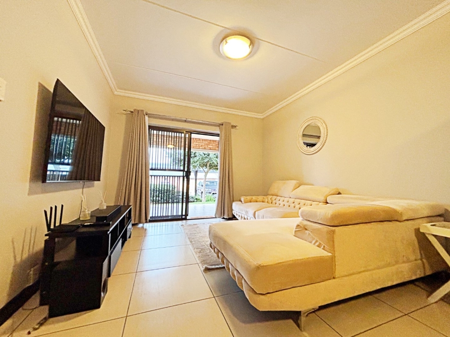 To Let 2 Bedroom Property for Rent in Scarlet Park Gauteng