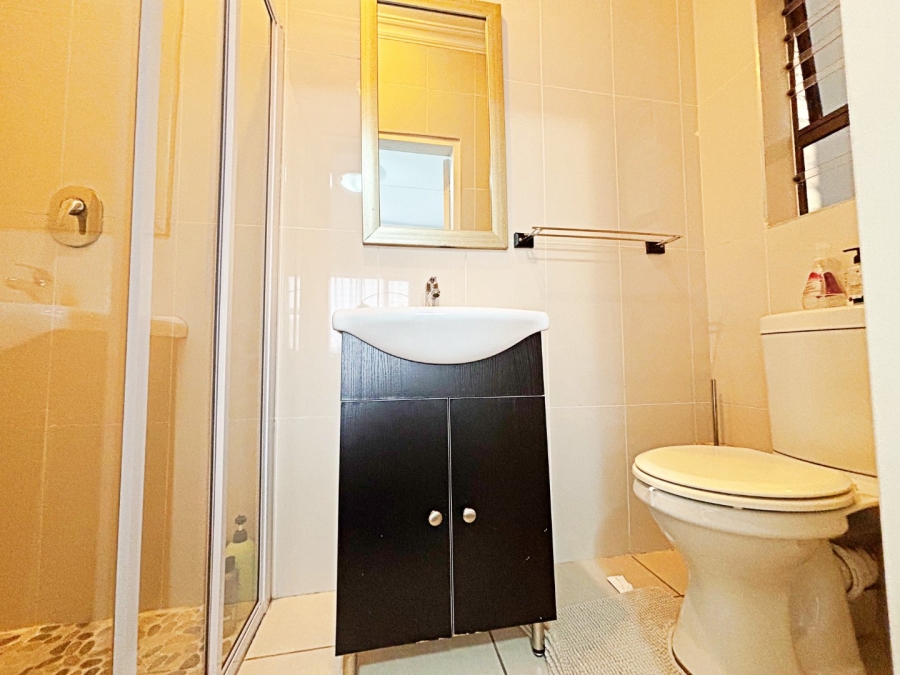 To Let 2 Bedroom Property for Rent in Scarlet Park Gauteng