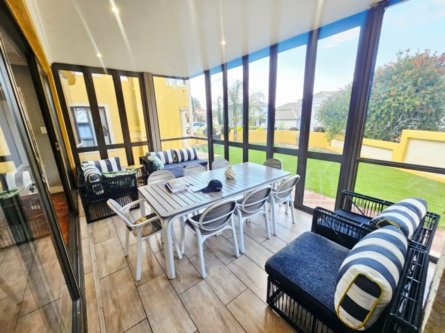 To Let 6 Bedroom Property for Rent in Monavoni Gauteng