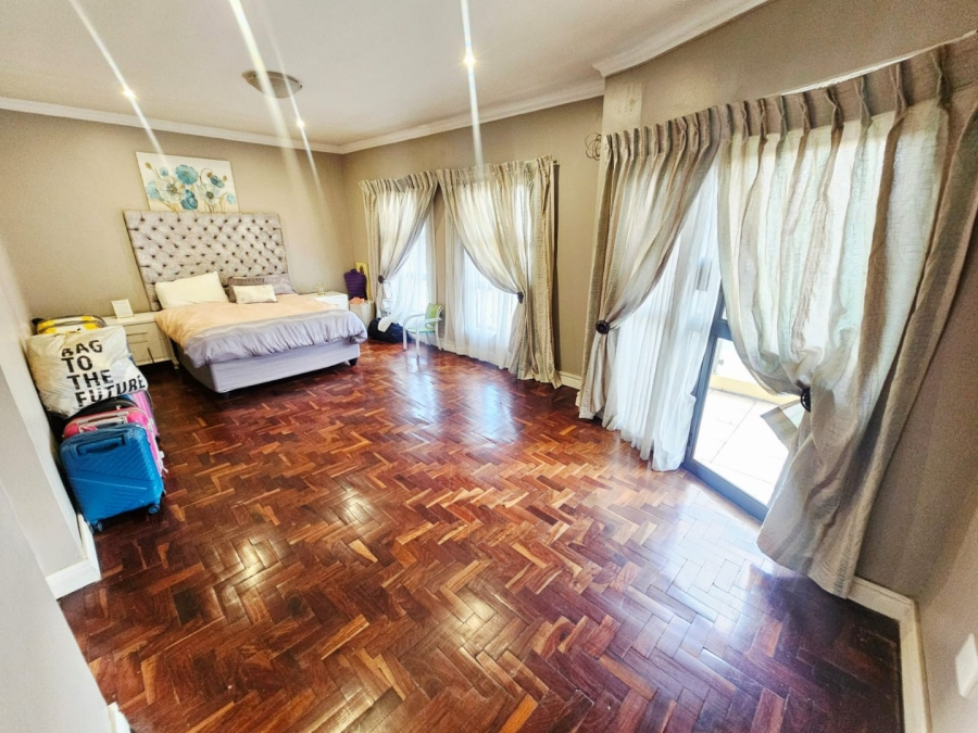 To Let 6 Bedroom Property for Rent in Monavoni Gauteng