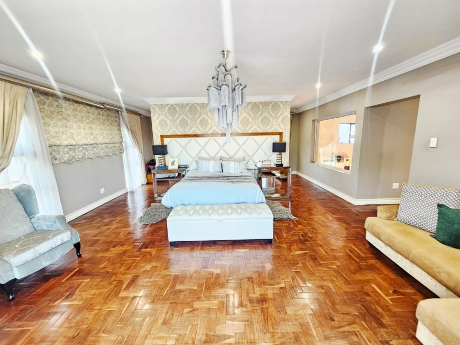 To Let 6 Bedroom Property for Rent in Monavoni Gauteng