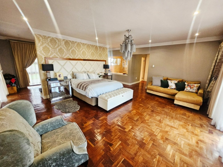 To Let 6 Bedroom Property for Rent in Monavoni Gauteng