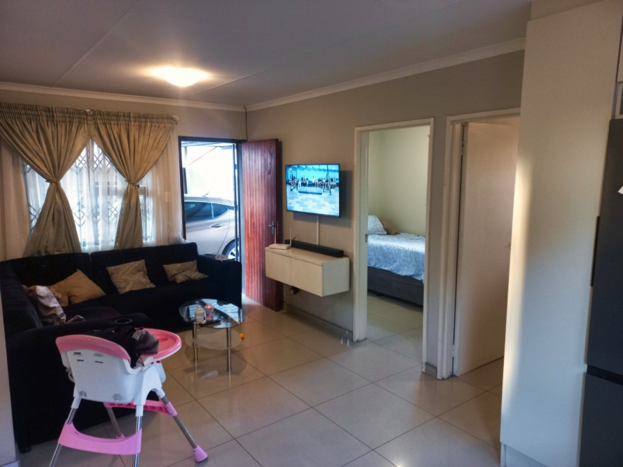 3 Bedroom Property for Sale in Windmill Park Gauteng