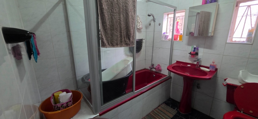 3 Bedroom Property for Sale in Laudium Gauteng