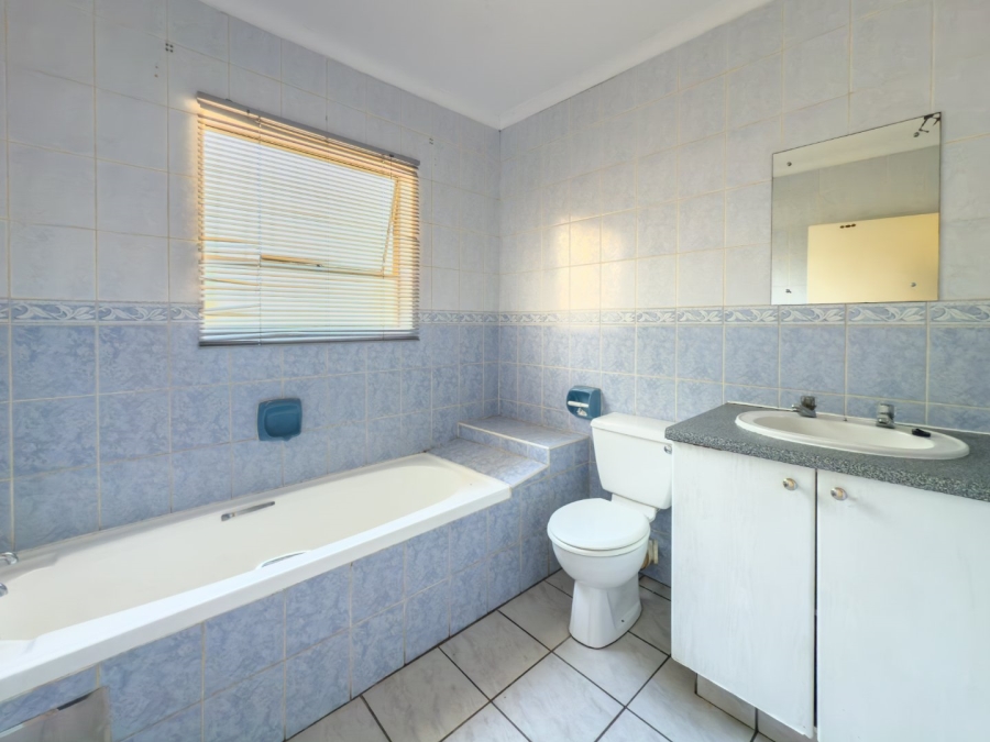 3 Bedroom Property for Sale in Eden Glen Gauteng