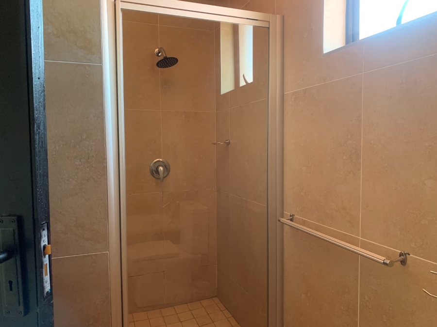 To Let 4 Bedroom Property for Rent in Monavoni Gauteng