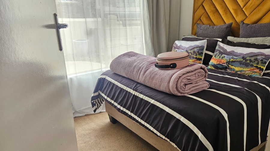 To Let 3 Bedroom Property for Rent in Heuwelsig Estate Gauteng