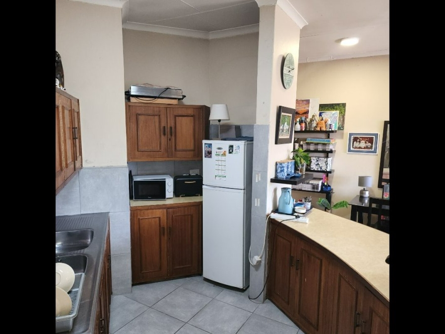 2 Bedroom Property for Sale in Eldoraigne Gauteng