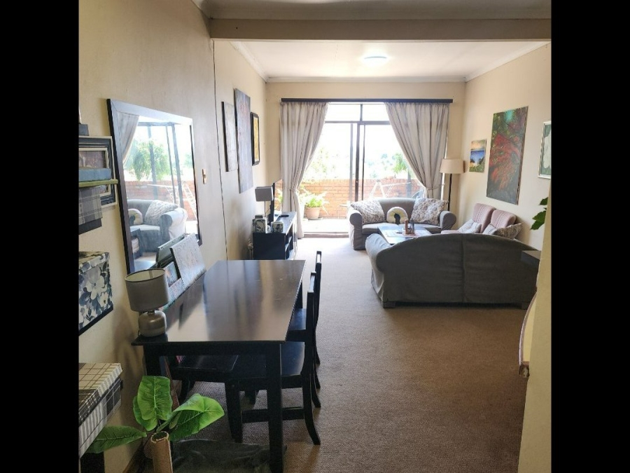 2 Bedroom Property for Sale in Eldoraigne Gauteng