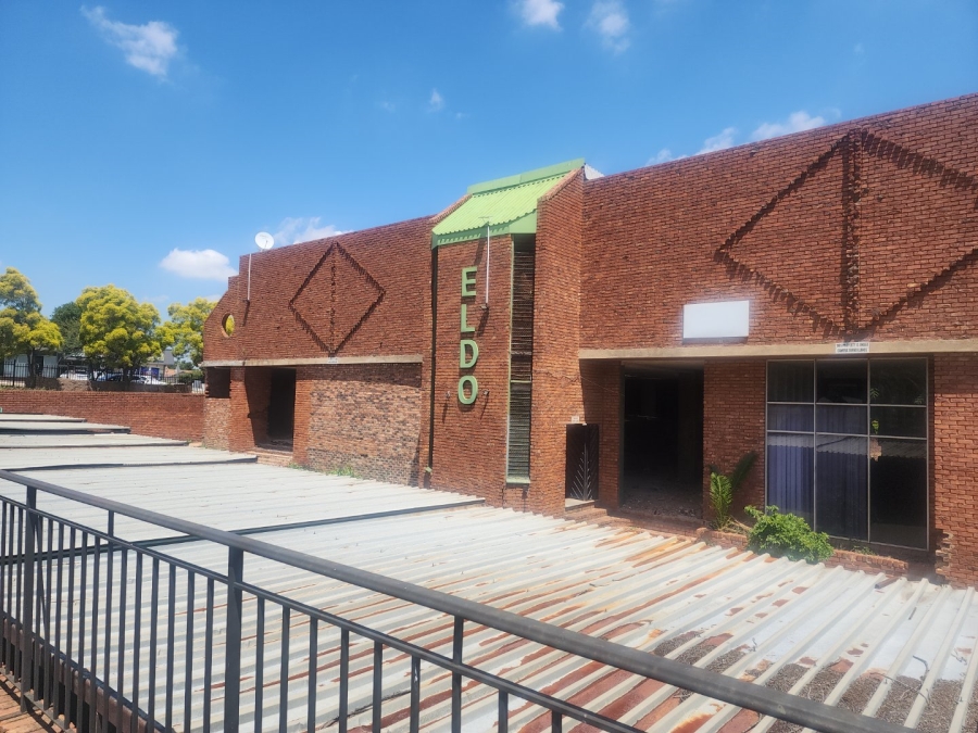 2 Bedroom Property for Sale in Eldoraigne Gauteng