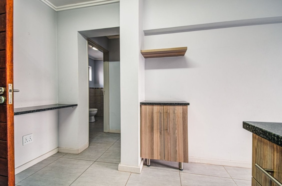 1 Bedroom Property for Sale in Sebenza Gauteng