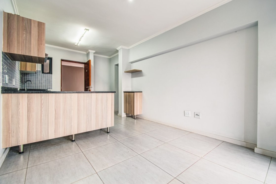 1 Bedroom Property for Sale in Sebenza Gauteng