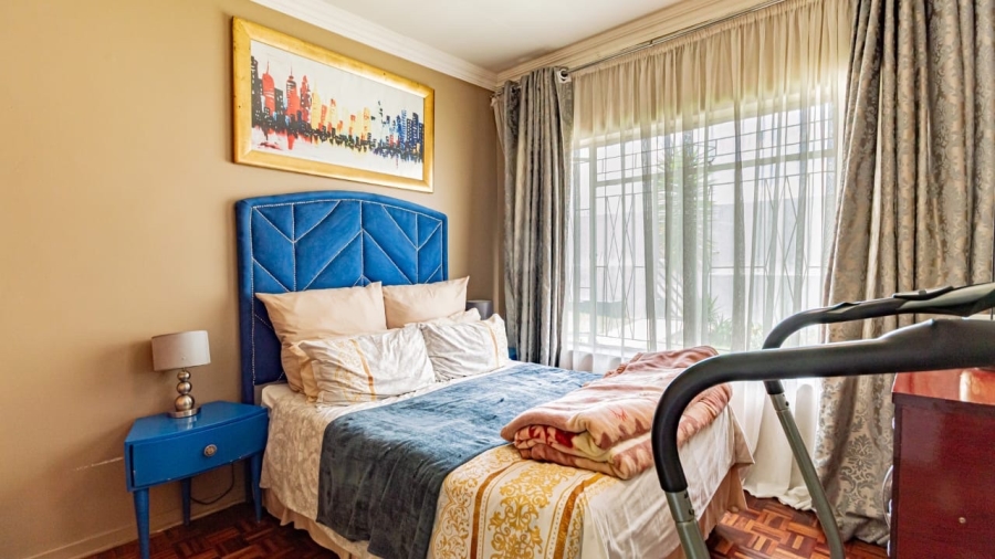 To Let 4 Bedroom Property for Rent in Lindhaven Gauteng