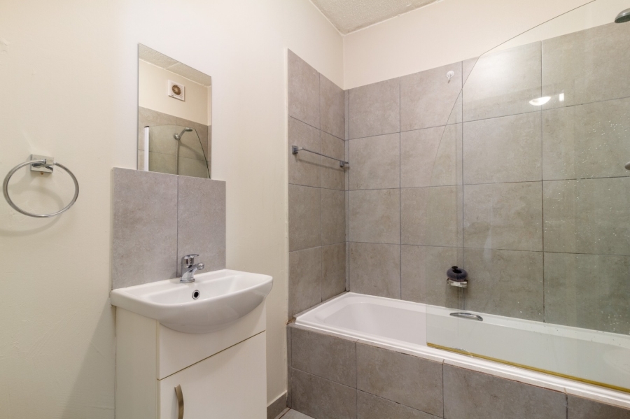 2 Bedroom Property for Sale in Ferndale Gauteng