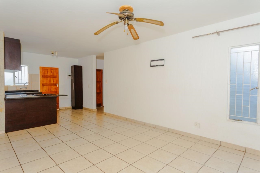 2 Bedroom Property for Sale in Halfway Gardens Gauteng