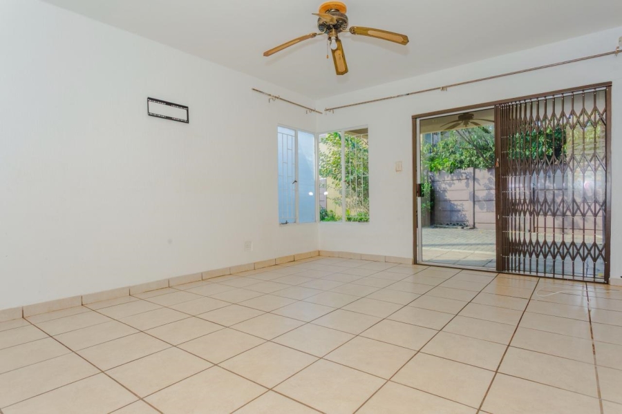 2 Bedroom Property for Sale in Halfway Gardens Gauteng