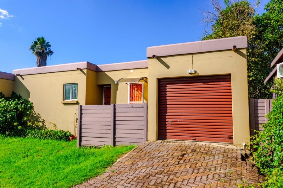 2 Bedroom Property for Sale in Halfway Gardens Gauteng