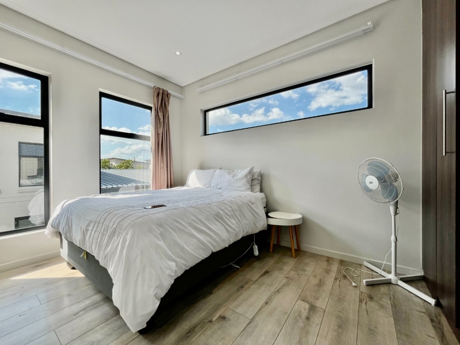 To Let 3 Bedroom Property for Rent in Crowthorne AH Gauteng