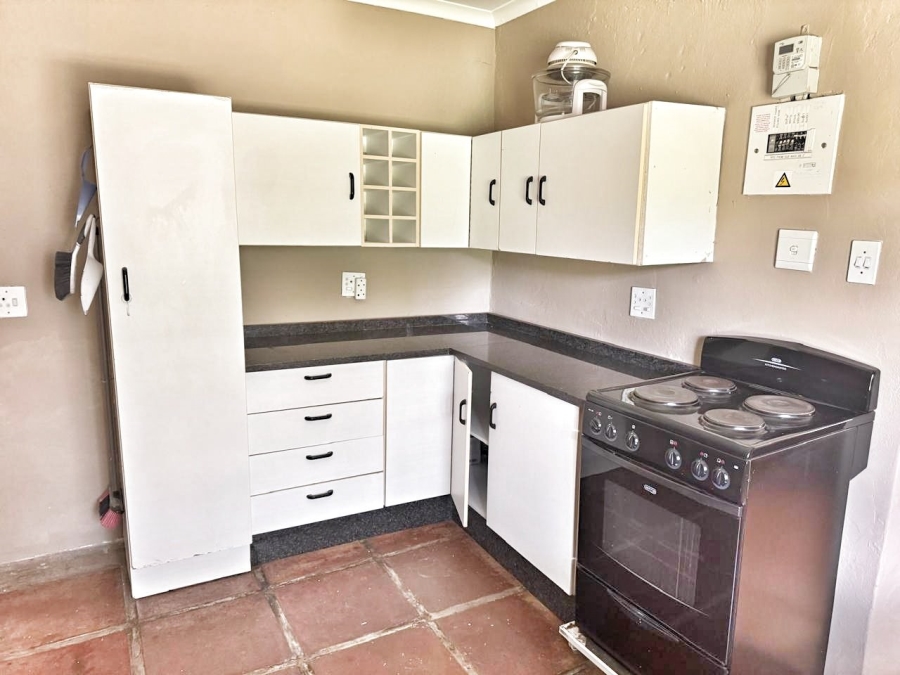 To Let 1 Bedroom Property for Rent in Moret Gauteng