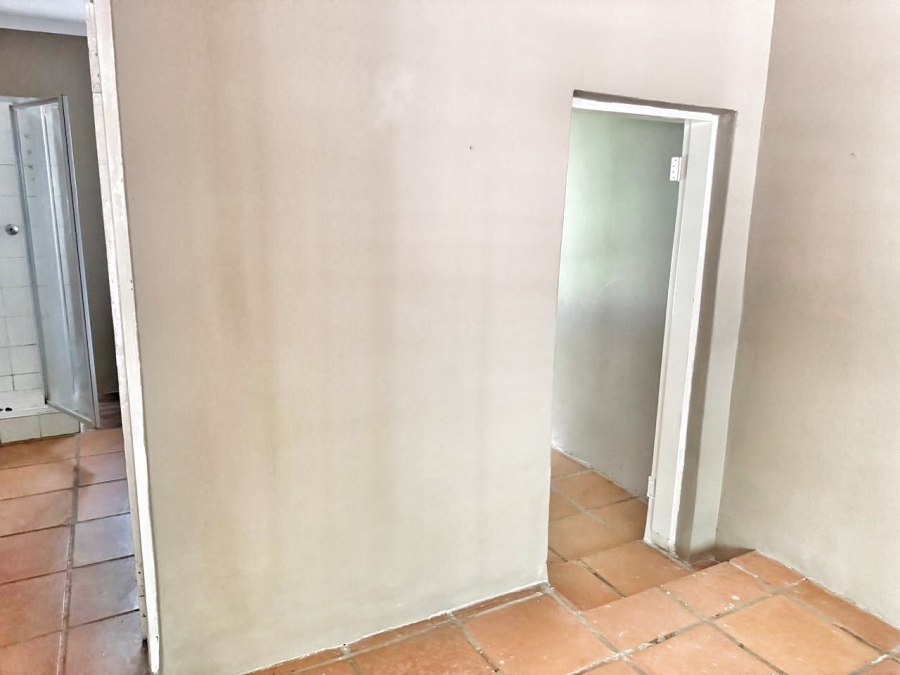 To Let 1 Bedroom Property for Rent in Moret Gauteng