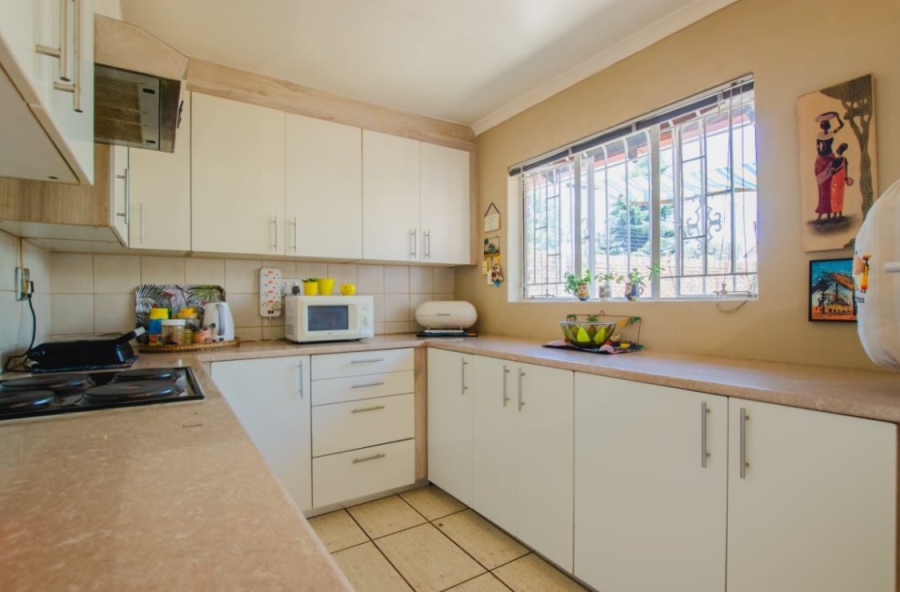 3 Bedroom Property for Sale in Eastleigh Gauteng