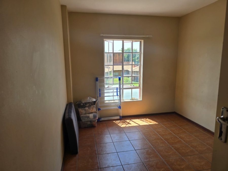 1 Bedroom Property for Sale in Ravenswood Gauteng