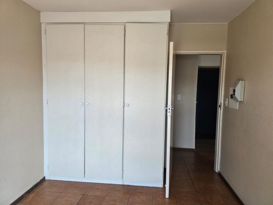 1 Bedroom Property for Sale in Ravenswood Gauteng