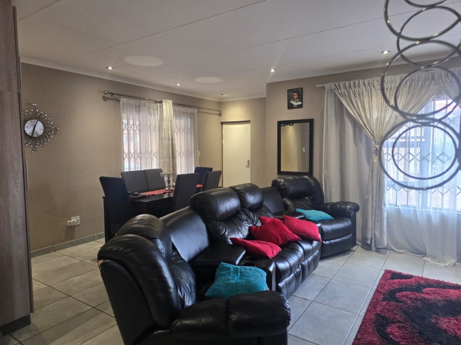 3 Bedroom Property for Sale in Comet Gauteng