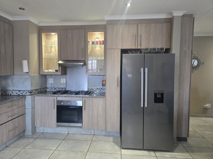 3 Bedroom Property for Sale in Comet Gauteng
