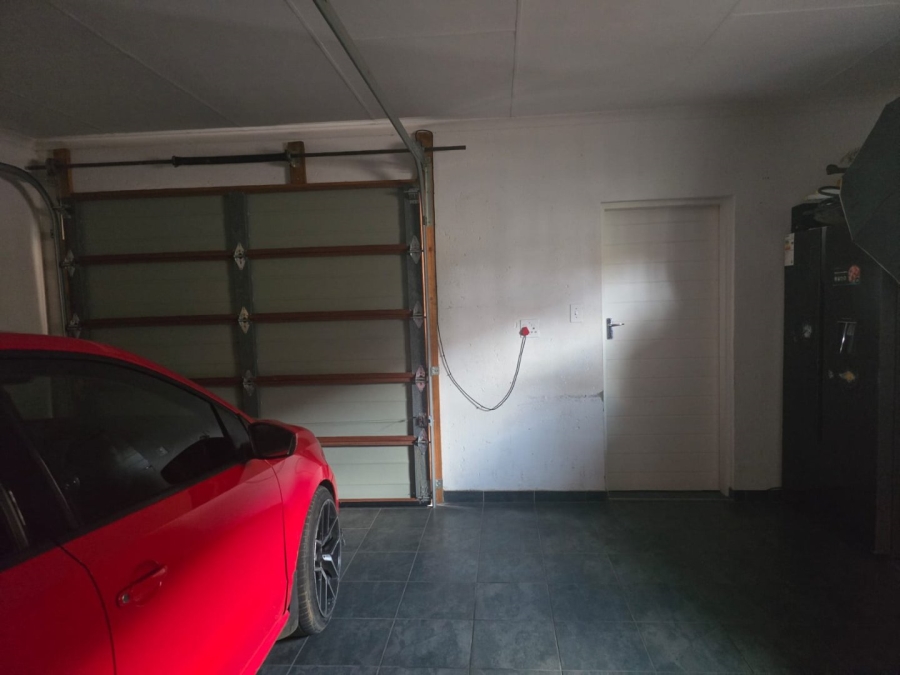 3 Bedroom Property for Sale in Comet Gauteng