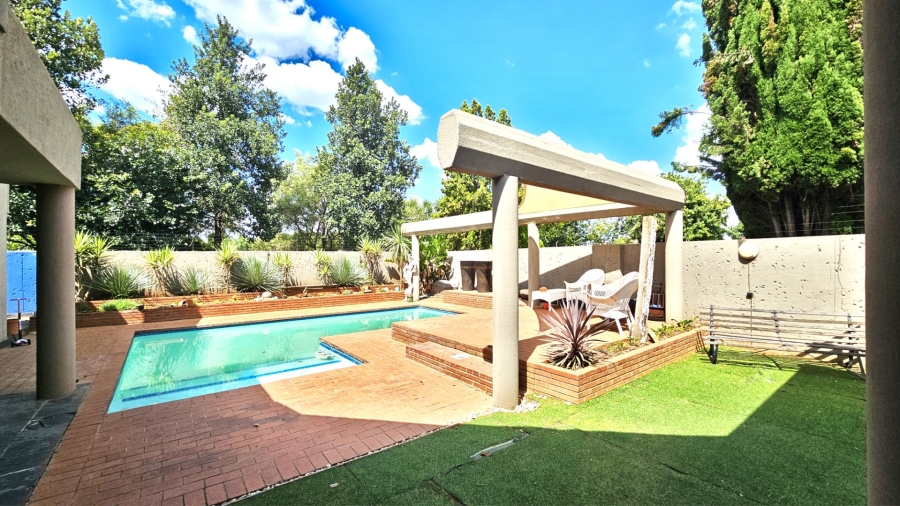 3 Bedroom Property for Sale in Risiville Gauteng