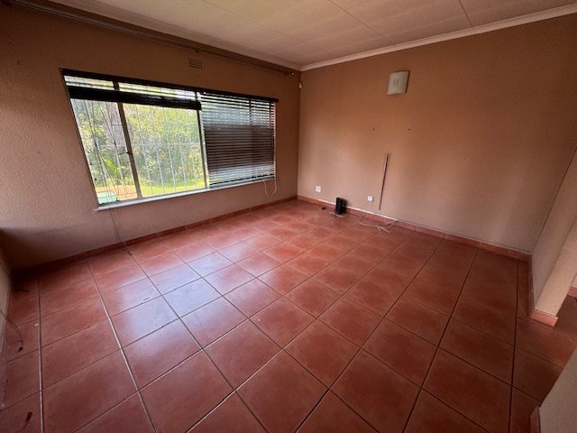4 Bedroom Property for Sale in Glen Marais Gauteng
