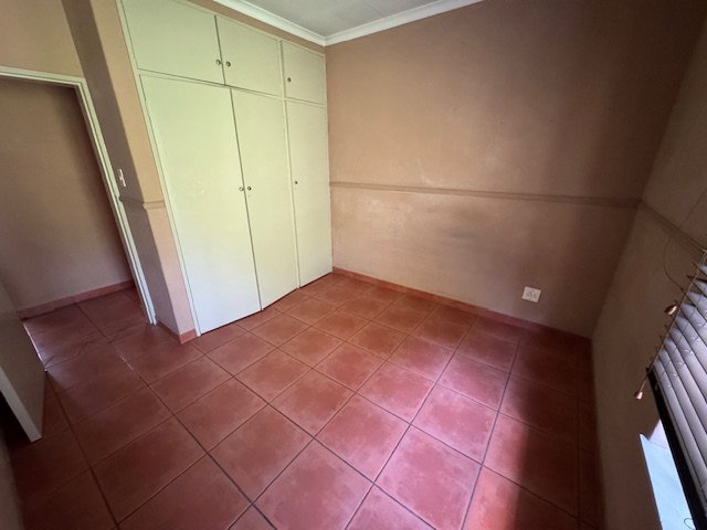 4 Bedroom Property for Sale in Glen Marais Gauteng