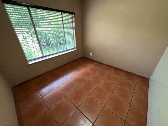 4 Bedroom Property for Sale in Glen Marais Gauteng