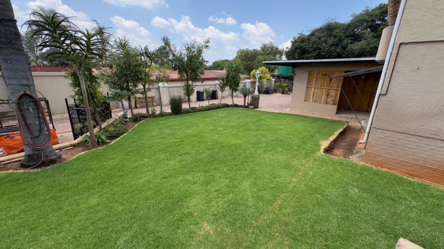 8 Bedroom Property for Sale in Pretoria North Gauteng