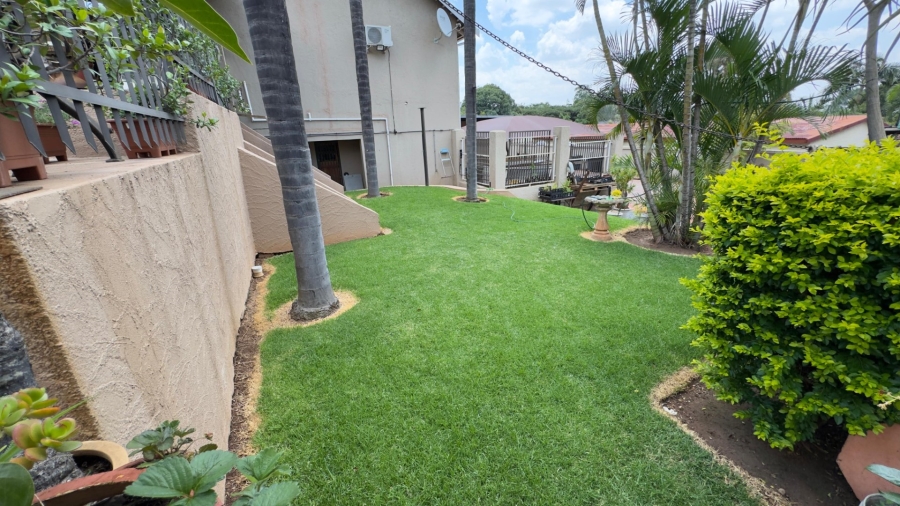 8 Bedroom Property for Sale in Pretoria North Gauteng