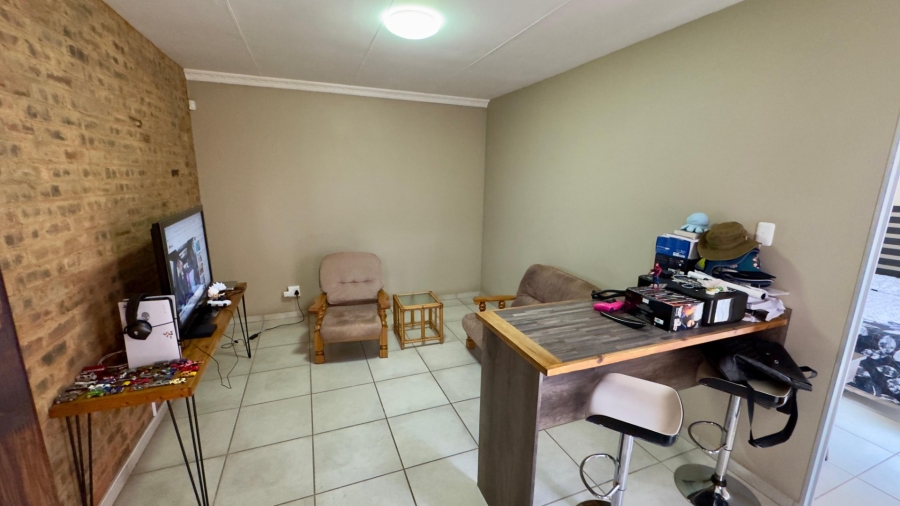 8 Bedroom Property for Sale in Pretoria North Gauteng