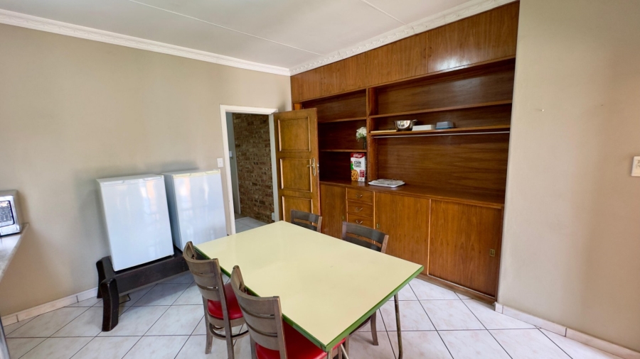 8 Bedroom Property for Sale in Pretoria North Gauteng