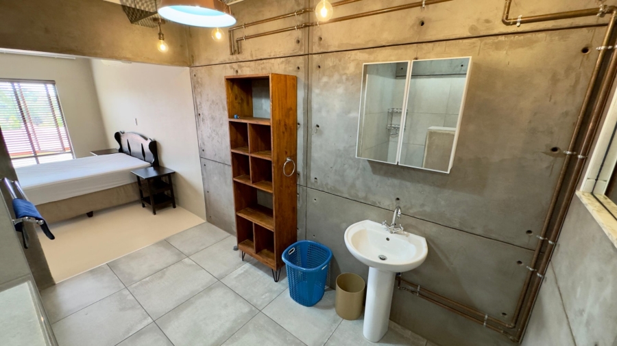 8 Bedroom Property for Sale in Pretoria North Gauteng