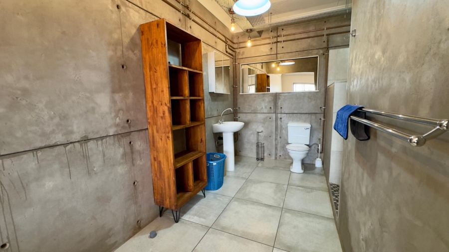 8 Bedroom Property for Sale in Pretoria North Gauteng