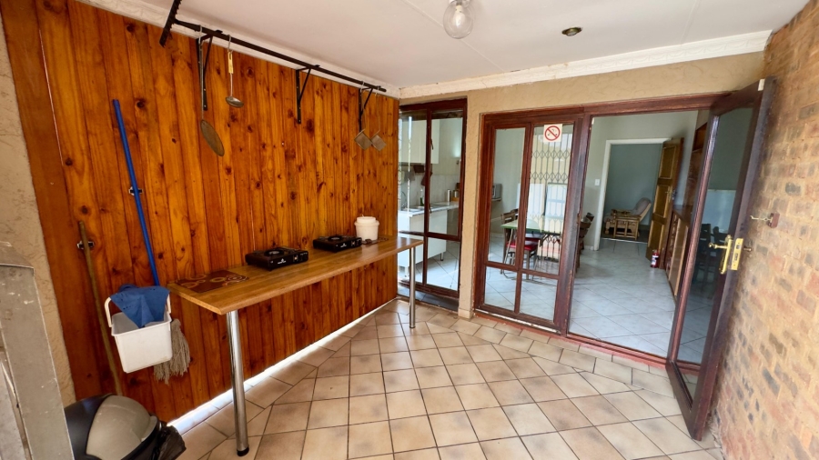 8 Bedroom Property for Sale in Pretoria North Gauteng