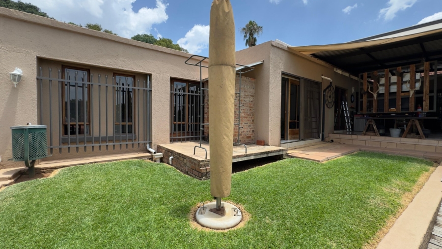 8 Bedroom Property for Sale in Pretoria North Gauteng