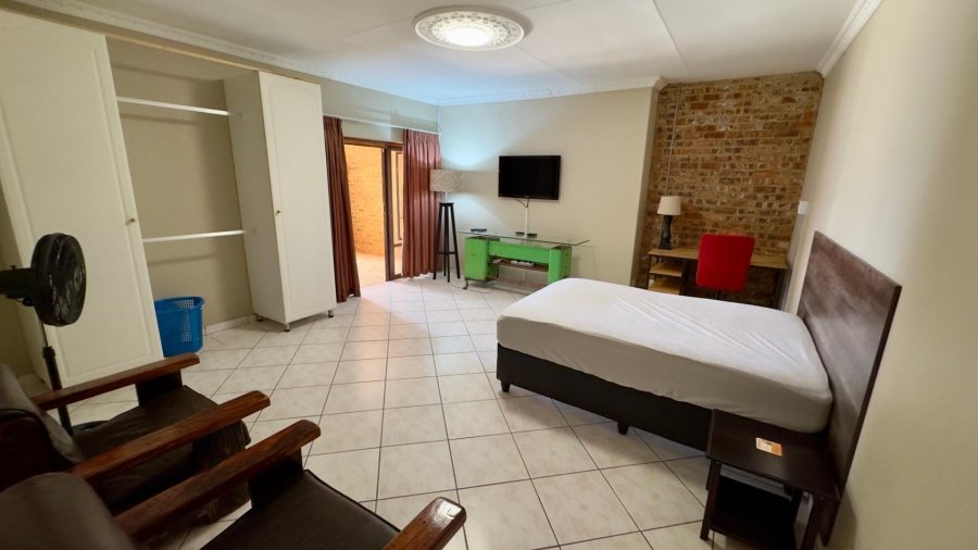 8 Bedroom Property for Sale in Pretoria North Gauteng