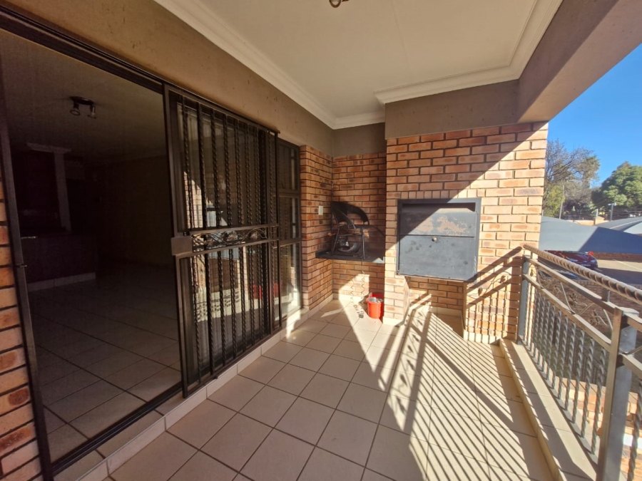 2 Bedroom Property for Sale in Boksburg Central Gauteng